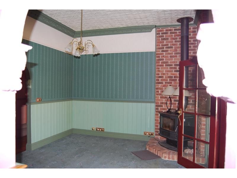 9 Doyle Court, Lakes Entrance VIC 3909