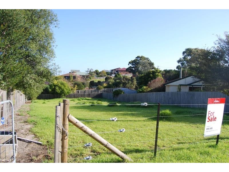 19 Hardie Street, Lakes Entrance VIC 3909