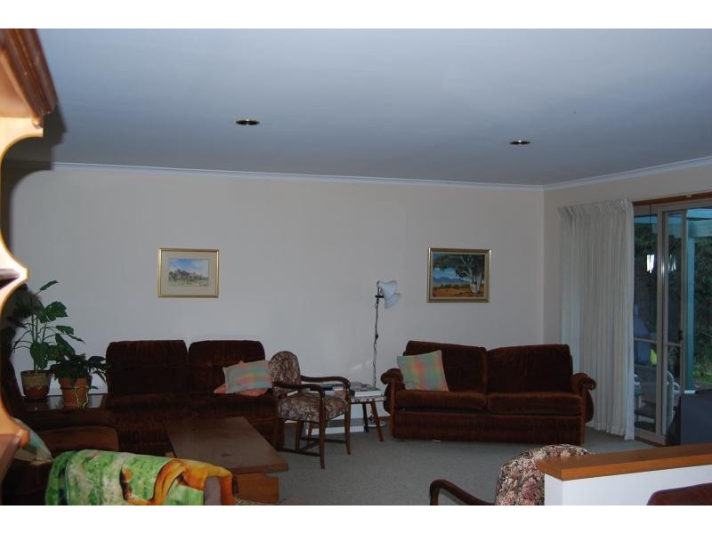 Lot 2/127 Albatross, Lakes Entrance VIC 3909