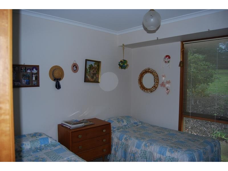 Lot 2/127 Albatross, Lakes Entrance VIC 3909