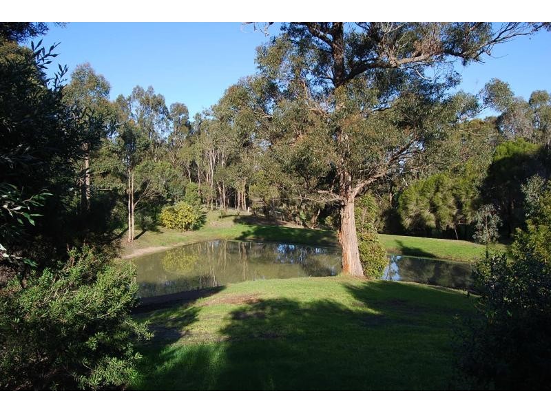 125 Nungurner Jetty Road, Lakes Entrance VIC 3909