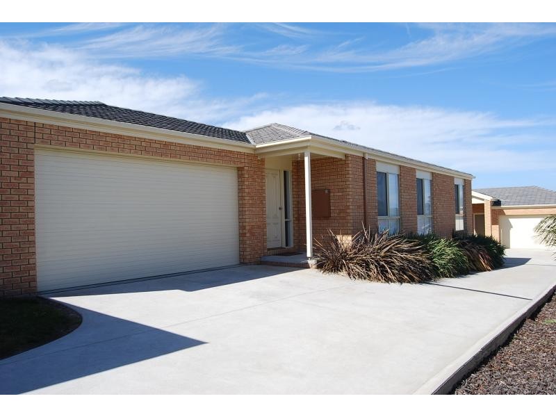 Unit 2/4 Broome Street, Lakes Entrance VIC 3909