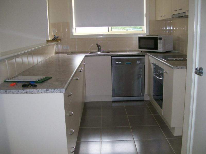 Unit 2/4 Broome Street, Lakes Entrance VIC 3909