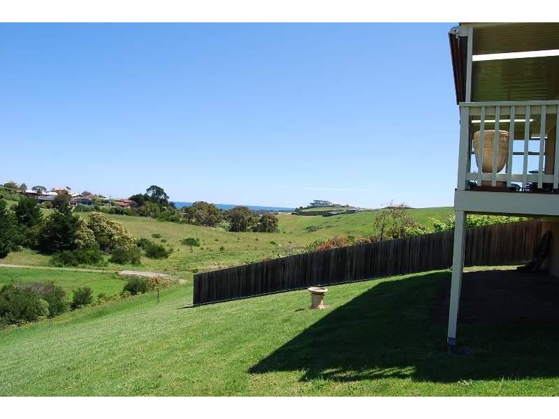 65 Stirling Drive, Lakes Entrance VIC 3909