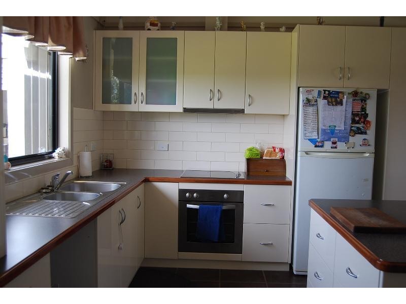 10 Golf Links Road, Lakes Entrance VIC 3909