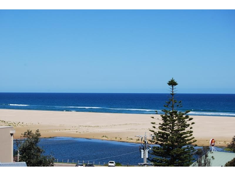 19 Cross Street, Lake Tyers Beach VIC 3909