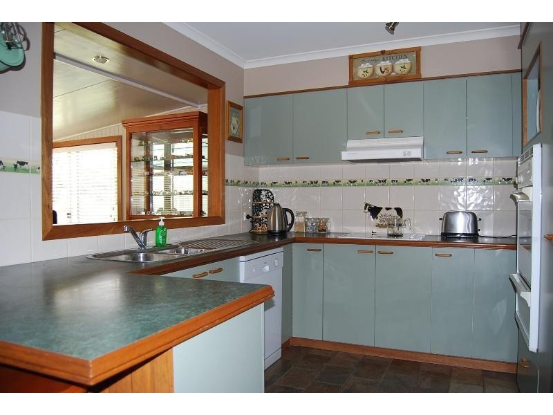 155 Hunters Lane, Lakes Entrance VIC 3909