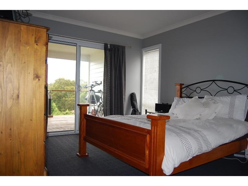 29 Ozone Crescent, Lakes Entrance VIC 3909