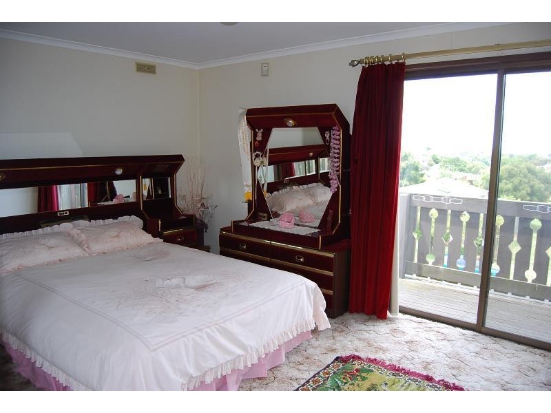 34 Lakeview Drive, Lakes Entrance VIC 3909