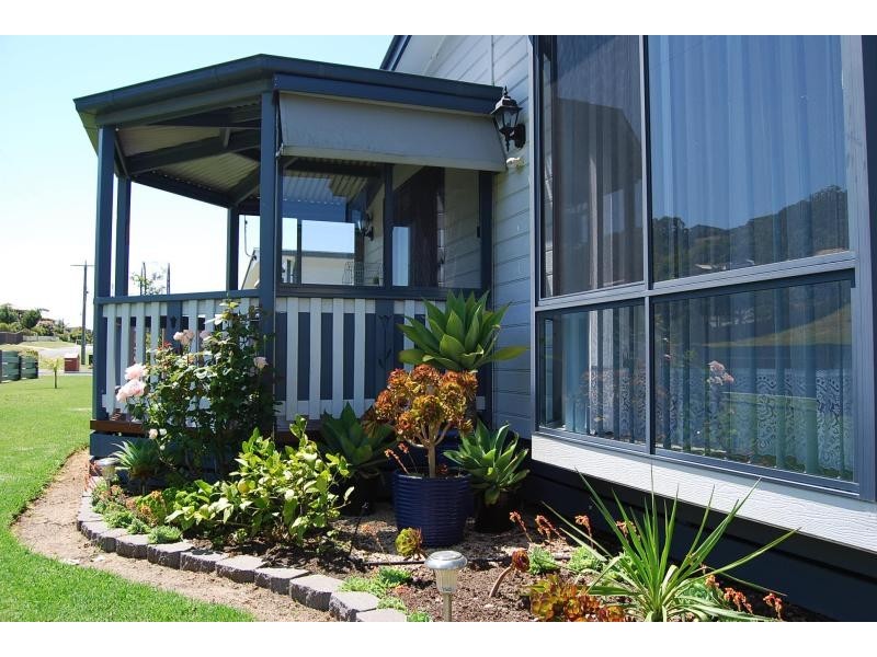 2/86 Golf Links Road, Lakes Entrance VIC 3909