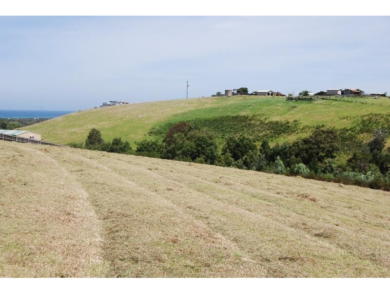 83 Stirling Drive, Lakes Entrance VIC 3909