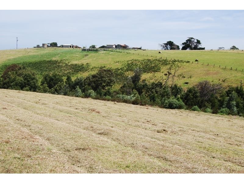 83 Stirling Drive, Lakes Entrance VIC 3909