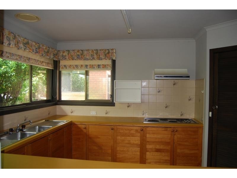 5 Nautilus Way, Lakes Entrance VIC 3909