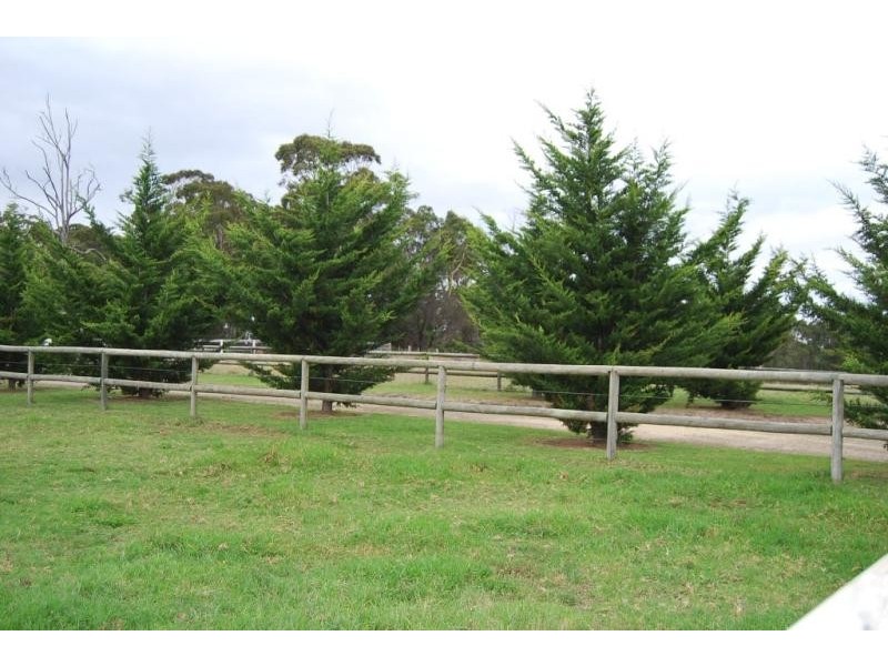 14B Lake Tyers Beach Road, Lake Tyers Beach VIC 3909