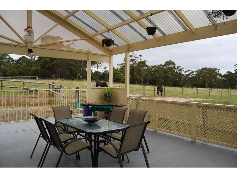 14B Lake Tyers Beach Road, Lake Tyers Beach VIC 3909