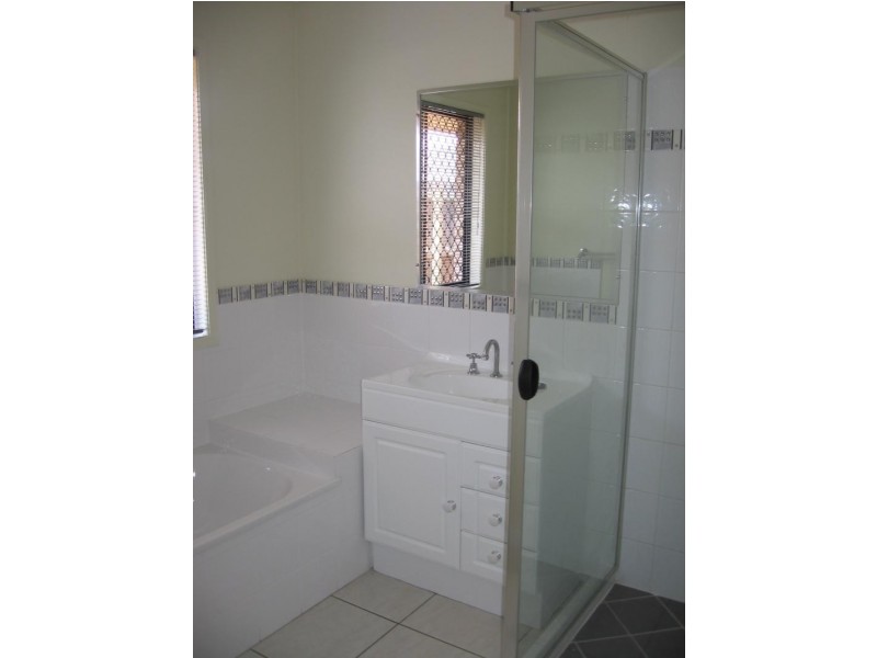 17 Cadell Court, Rothwell QLD 4022