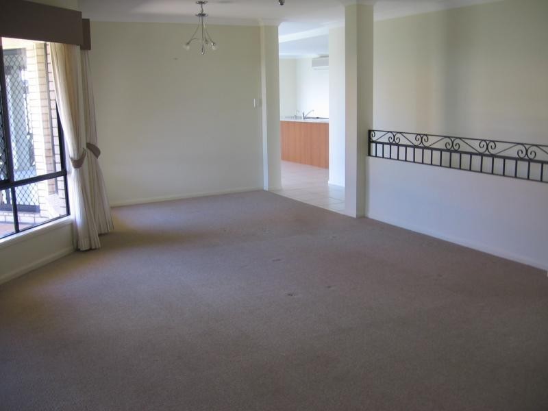 17 Cadell Court, Rothwell QLD 4022