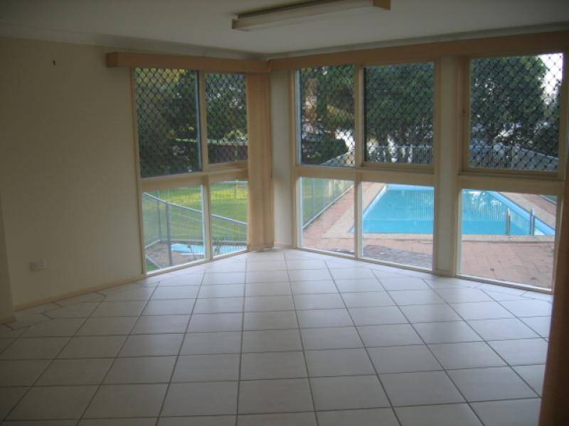 379 BEACHMERE ROAD, Beachmere QLD 4510