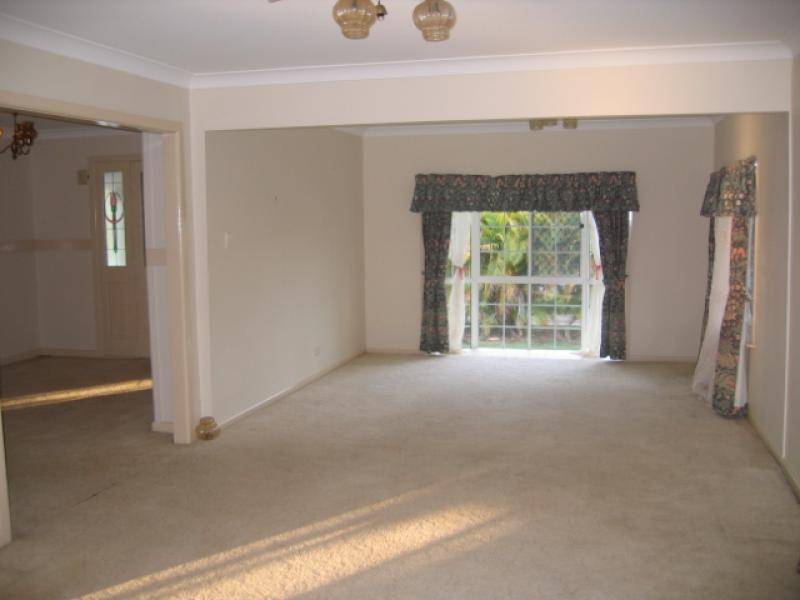 379 BEACHMERE ROAD, Beachmere QLD 4510