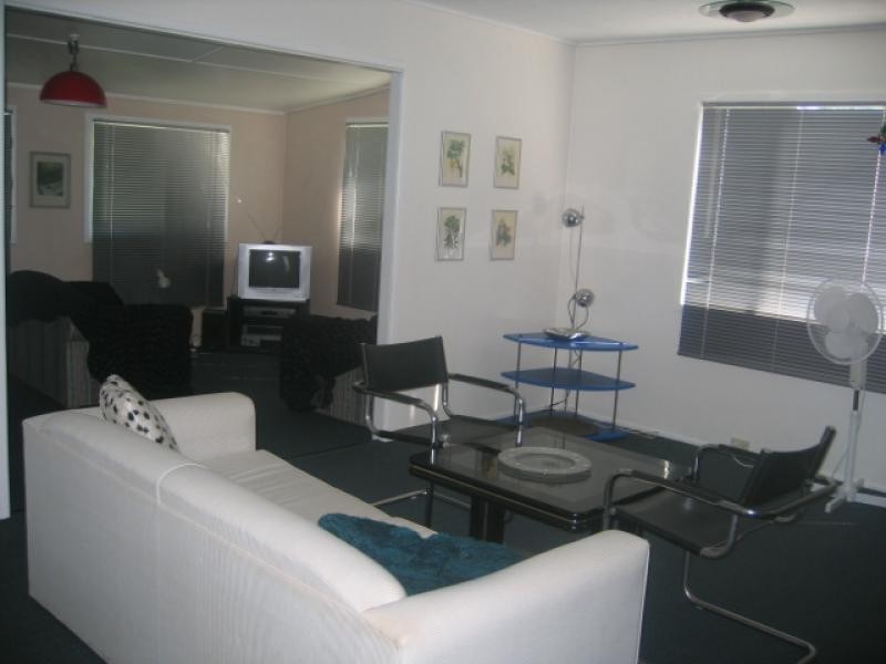 Unit 2/47 Yacht St, Clontarf QLD 4019