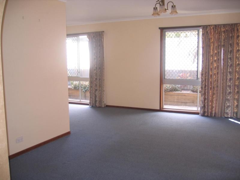 4 Wanganui St, Kippa-ring QLD 4021