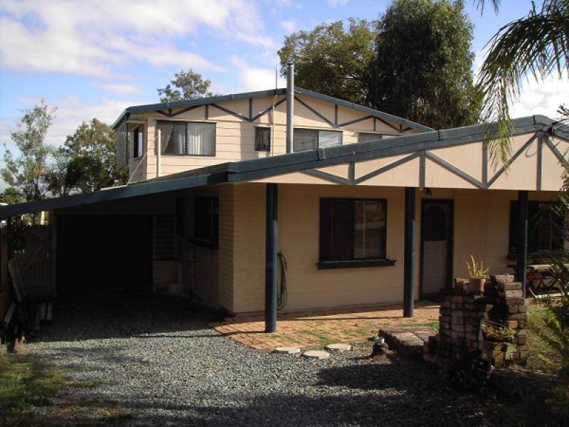 33 PAMRICK CRESCENT, Clontarf QLD 4019