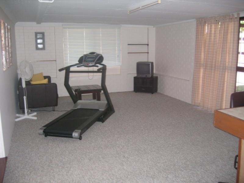 16 Sutherland Street, Redcliffe QLD 4020