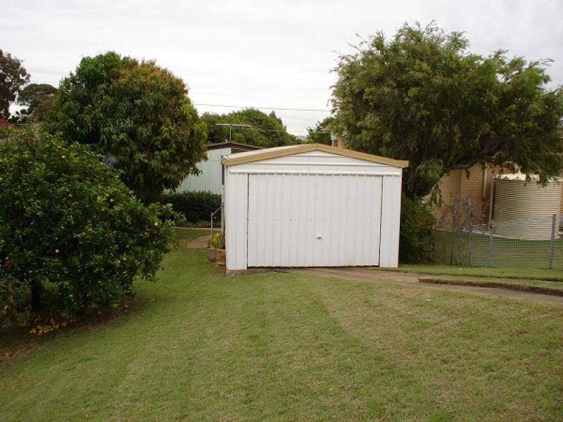 31 THURECHT PARADE, Scarborough QLD 4020