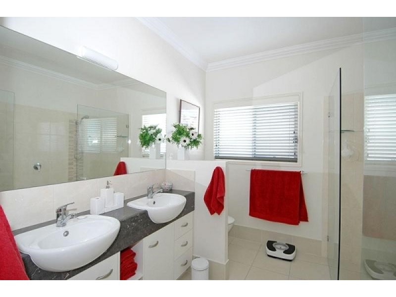 57 FLINDERS PARADE, Scarborough QLD 4020