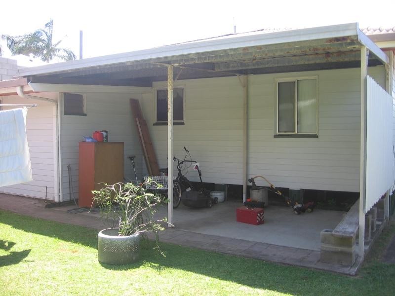 15 Silvyn Street, Redcliffe QLD 4020