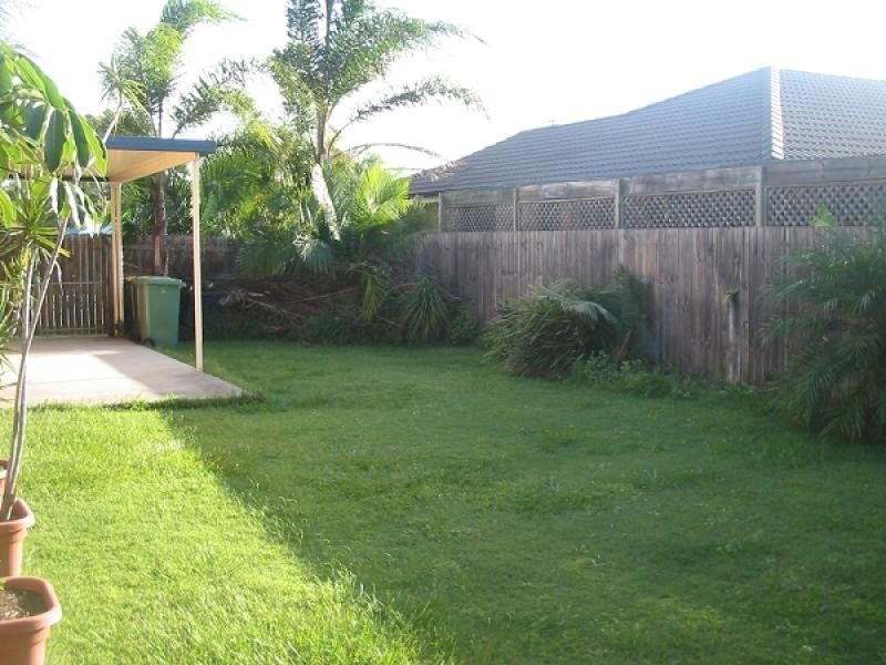 28 TEAK STREET, Rothwell QLD 4022