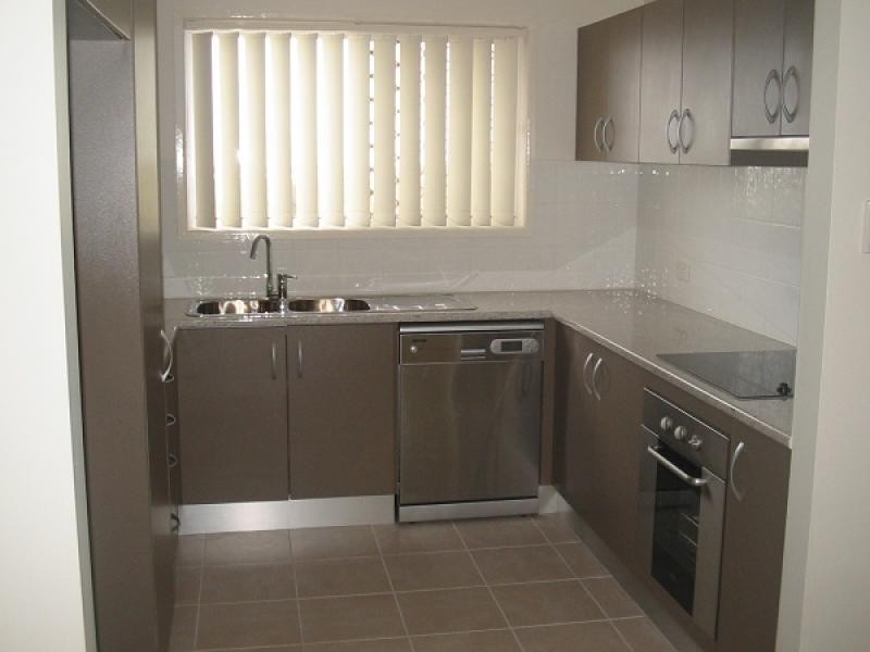 18 LIME STREET, Redcliffe QLD 4020