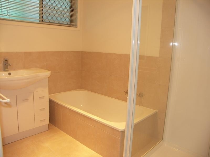 18 LIME STREET, Redcliffe QLD 4020