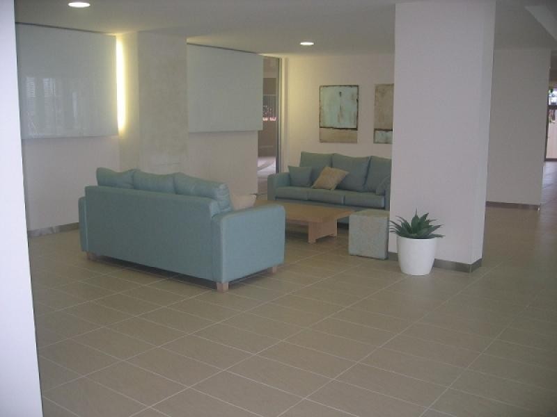 Unit 8, 142 Prince Edward Parade, Scarborough QLD 4020