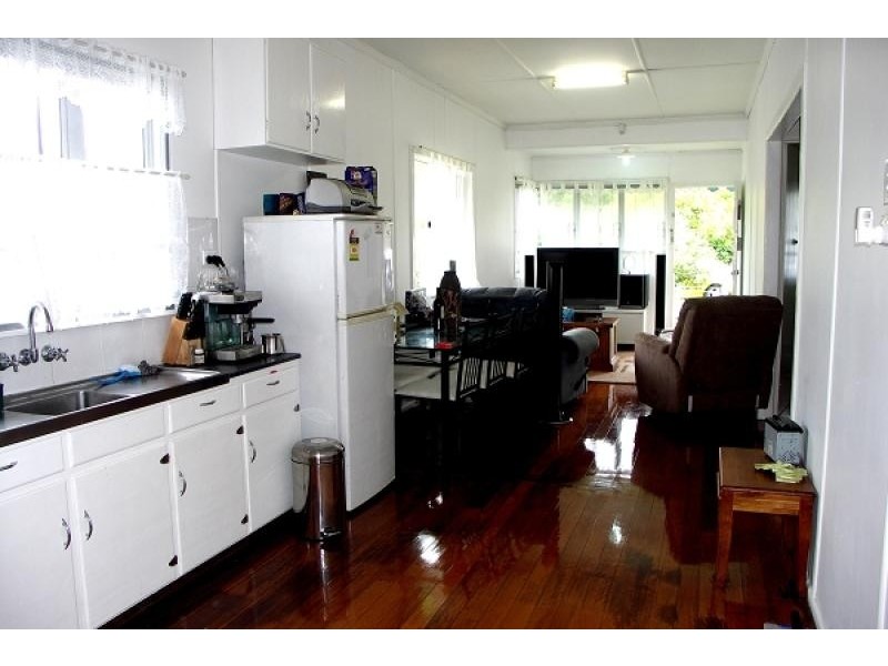 5 CONLEY STREET, Clontarf QLD 4019