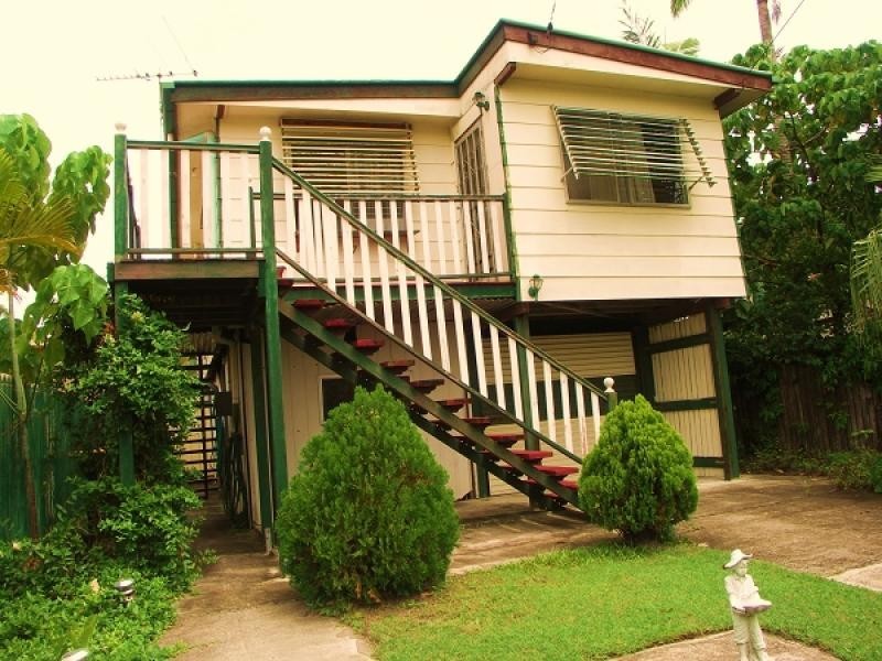 27 SPORTSGROUND STREET, Redcliffe QLD 4020