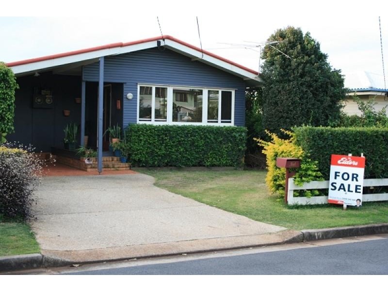 12 Higlett Street, Scarborough QLD 4020