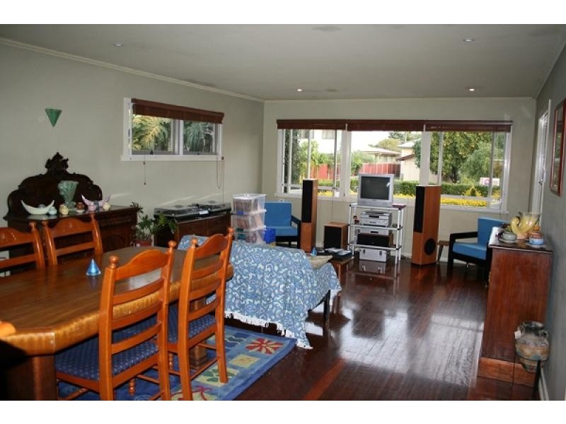 12 Higlett Street, Scarborough QLD 4020