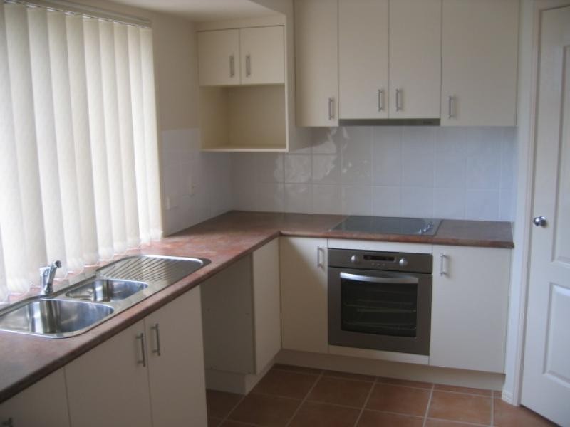 2 Jemma Street, Rothwell QLD 4022