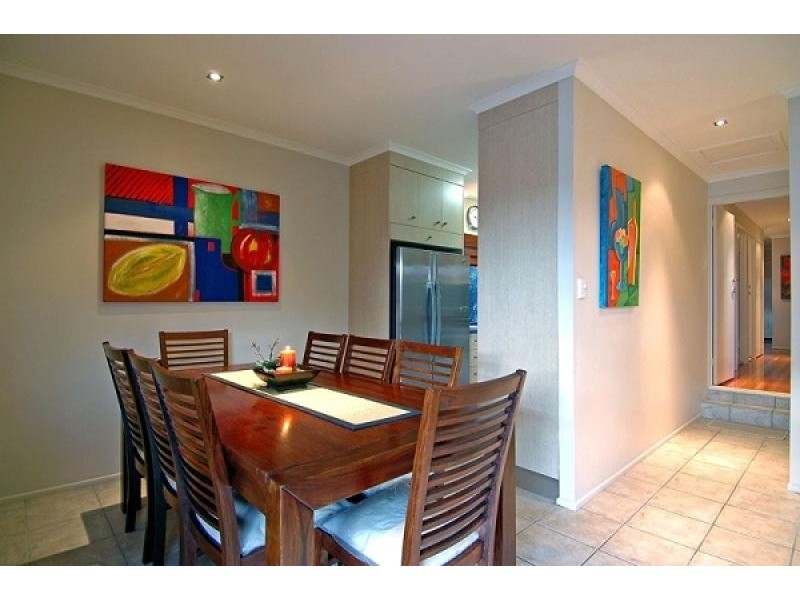 523A OXLEY AVENUE, Redcliffe QLD 4020