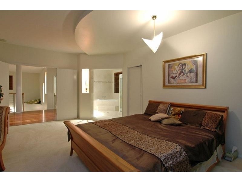 7 Thistle Court, Kippa-ring QLD 4021