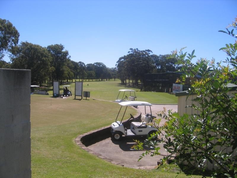 5 HAYSMOUTH PARADE, Clontarf QLD 4019