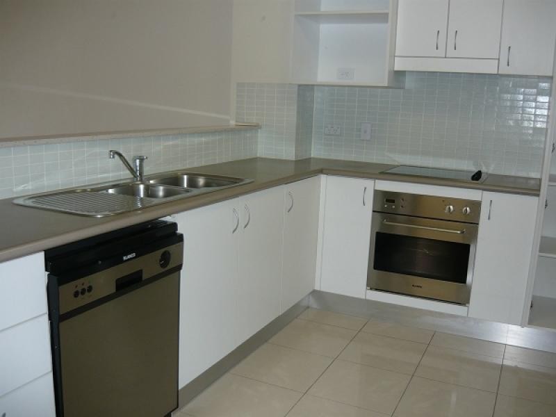 Unit 15, 76 John Street, Redcliffe QLD 4020