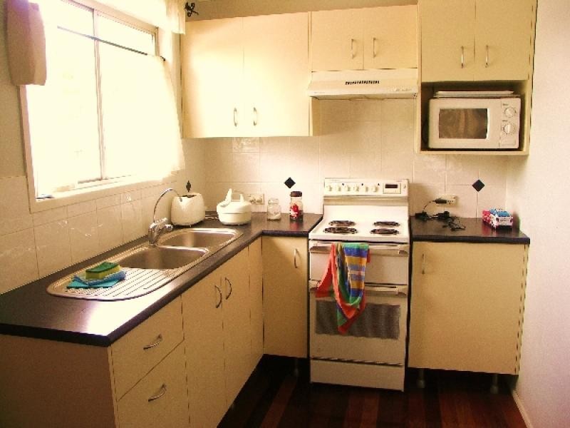 27 SPORTSGROUND STREET, Redcliffe QLD 4020