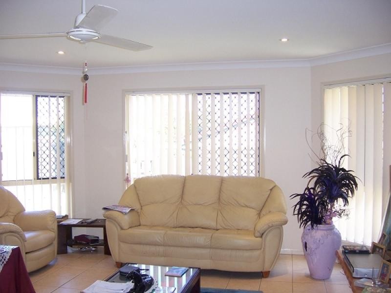 21 Leichhardt Avenue, Rothwell QLD 4022