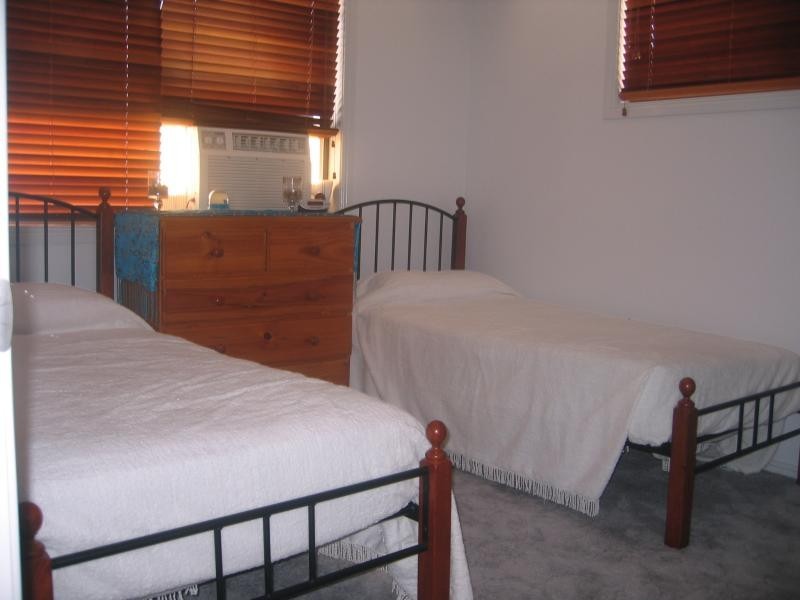 3 Columbia Crt, Scarborough QLD 4020