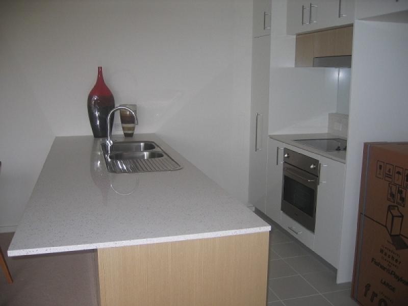 Unit 8, 142 Prince Edward Parade, Scarborough QLD 4020