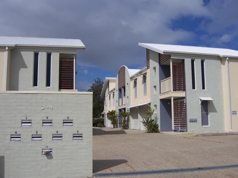 Unit 3, 2-4 Fleet, Kippa-ring QLD 4021