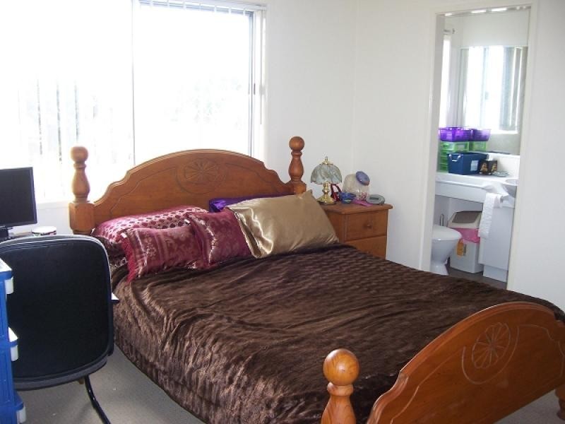 Unit 3, 2-4 Fleet, Kippa-ring QLD 4021