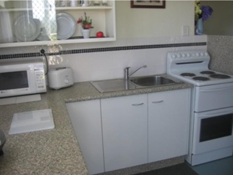 Unit 2/69 North Quay, Scarborough QLD 4020